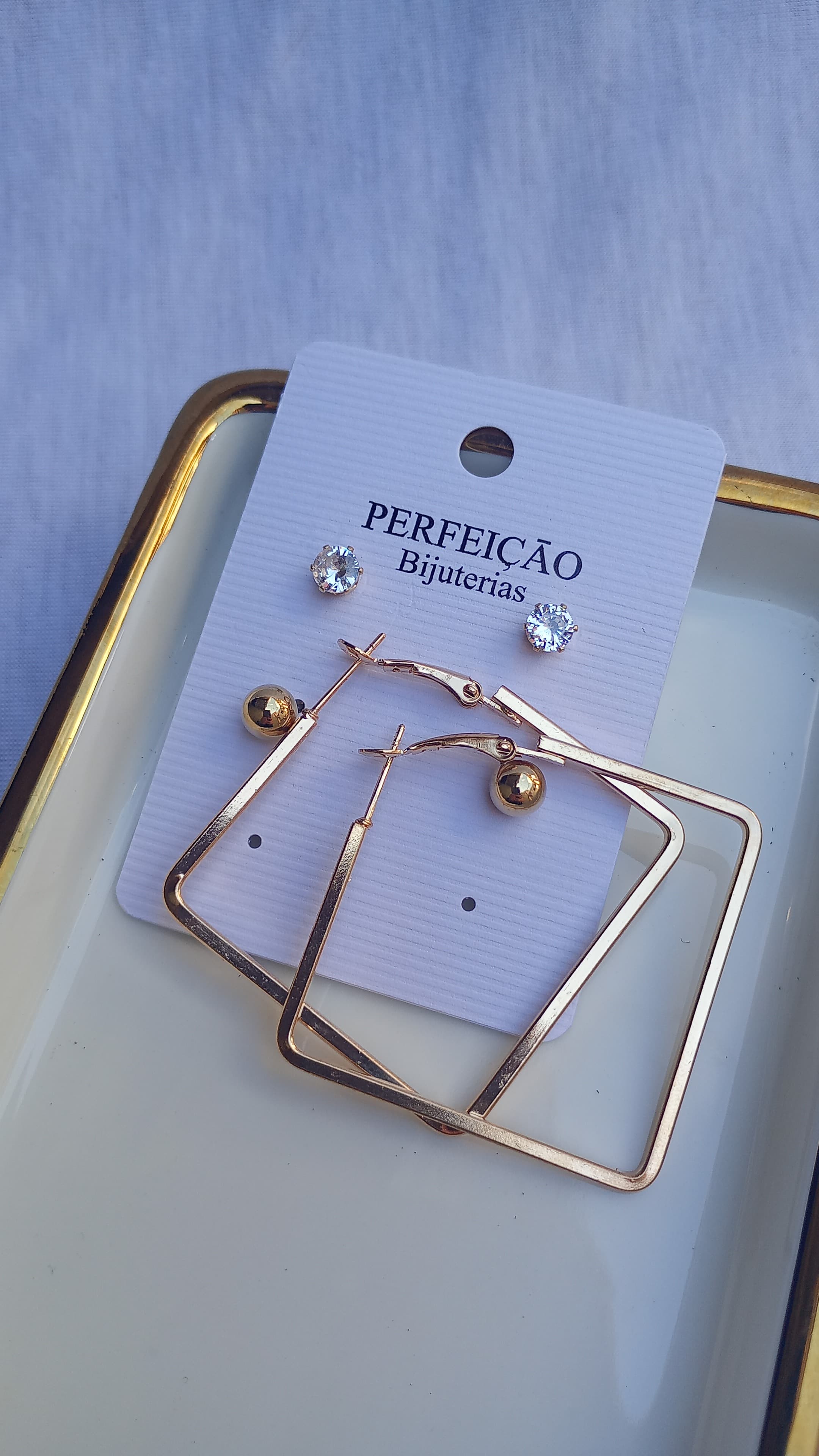 kit brincos quadrado dourado — foto 1